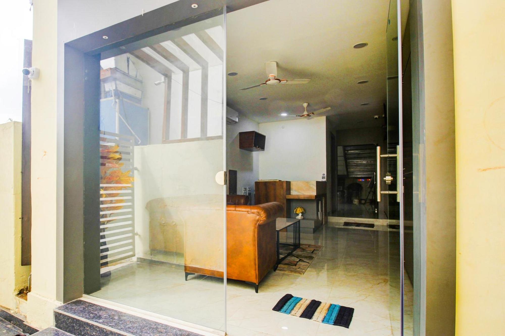 Hotel O Bhilva Inn Kondapur  외부 사진